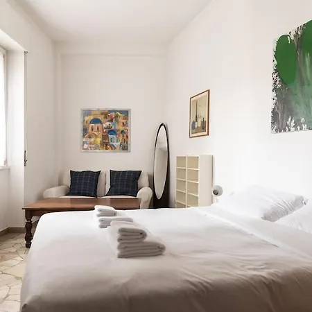 Youhosty - Lodi Quater Apartment *